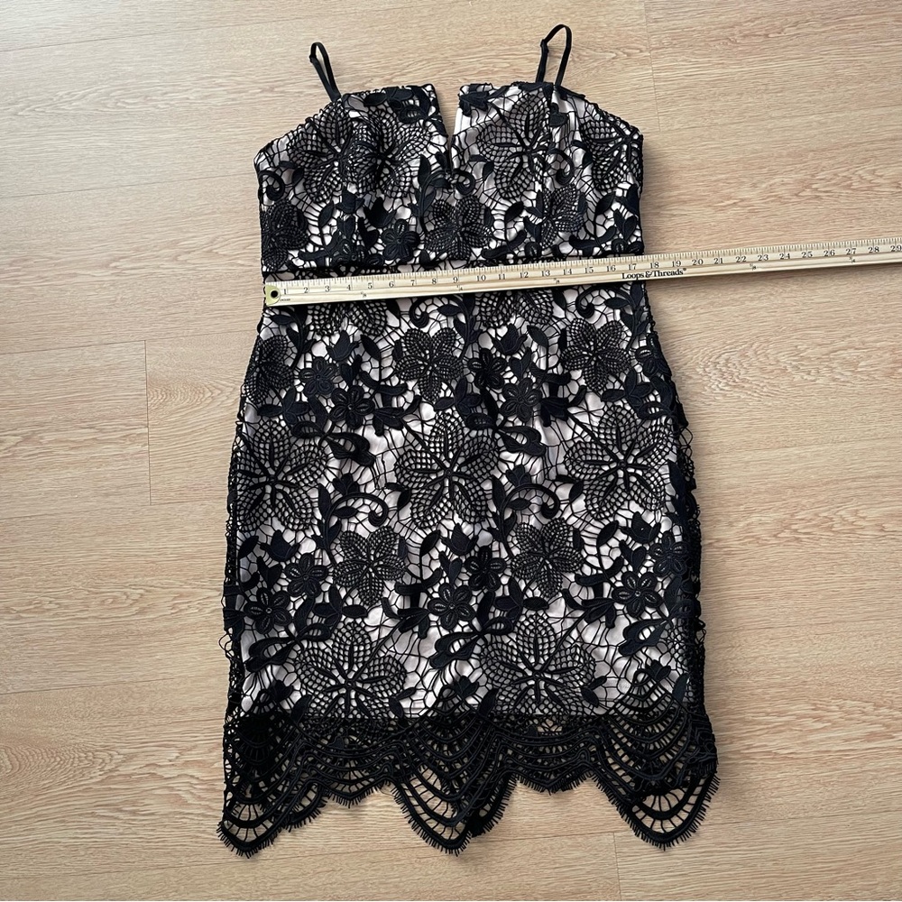 Forever 21 Black Cream Lace Mini Dress Size 2x